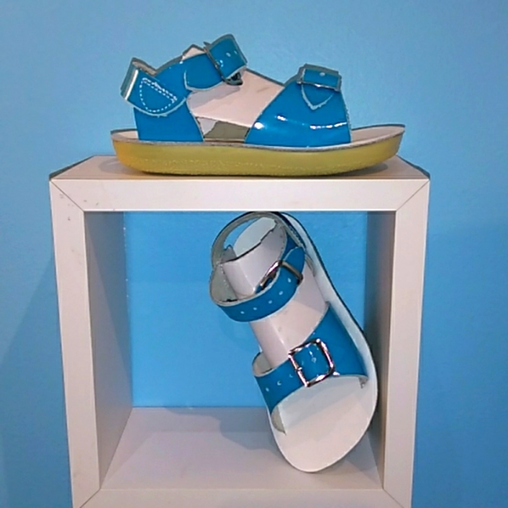 Salt water Surfer sandal
